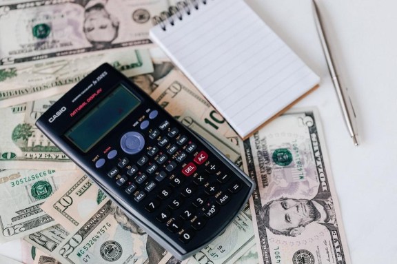 Do Bloggers Need to Pay Taxes? A Practical Guide for Bloggers