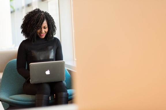 how do i get people to read my blog