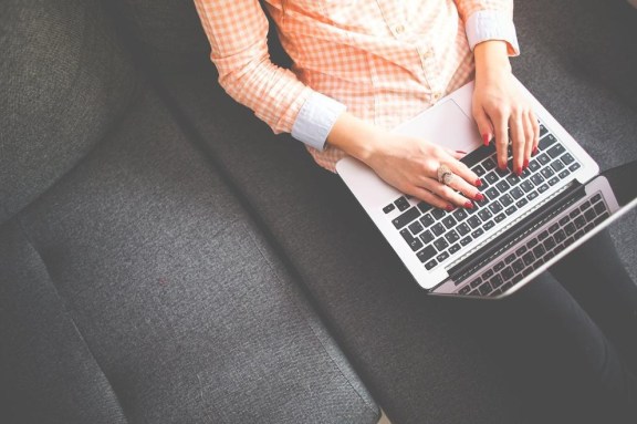 how hard is it to start a successful blog