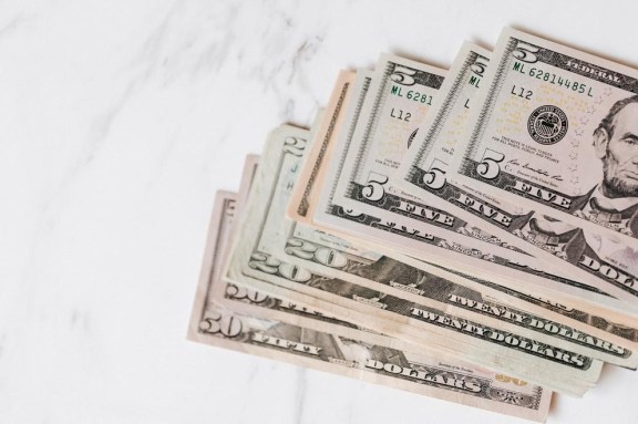 The Ultimate Guide to Understanding Beginner Content Writer Salaries