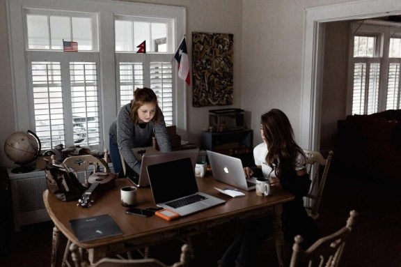 what are the 3 blogging styles