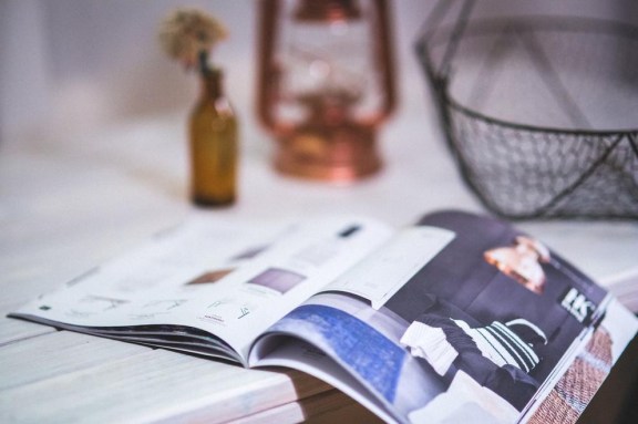 what are the most profitable blog topics