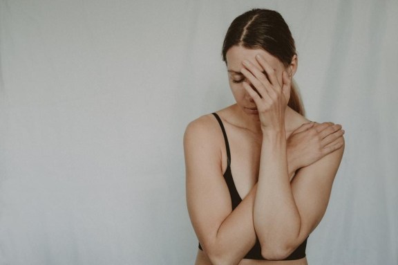 what are the risks of being a blogger